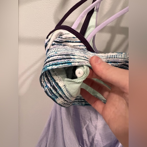 Lululemon drop back sport bra tank - Picture 3 of 4